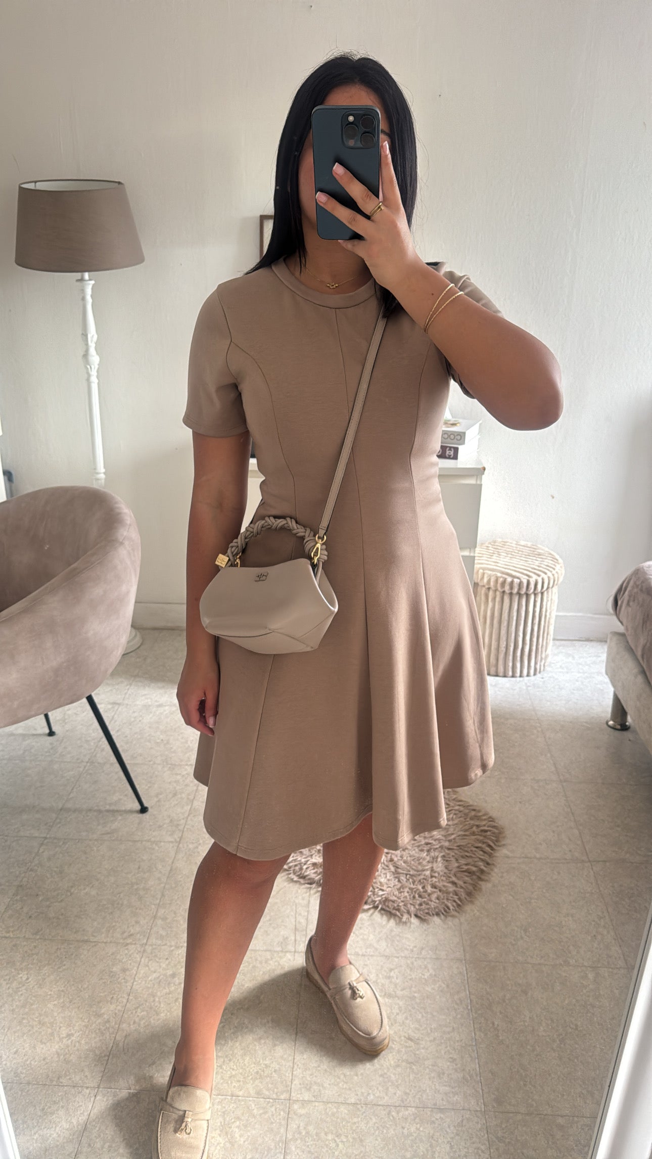 ROBE VOLANT BEIGE