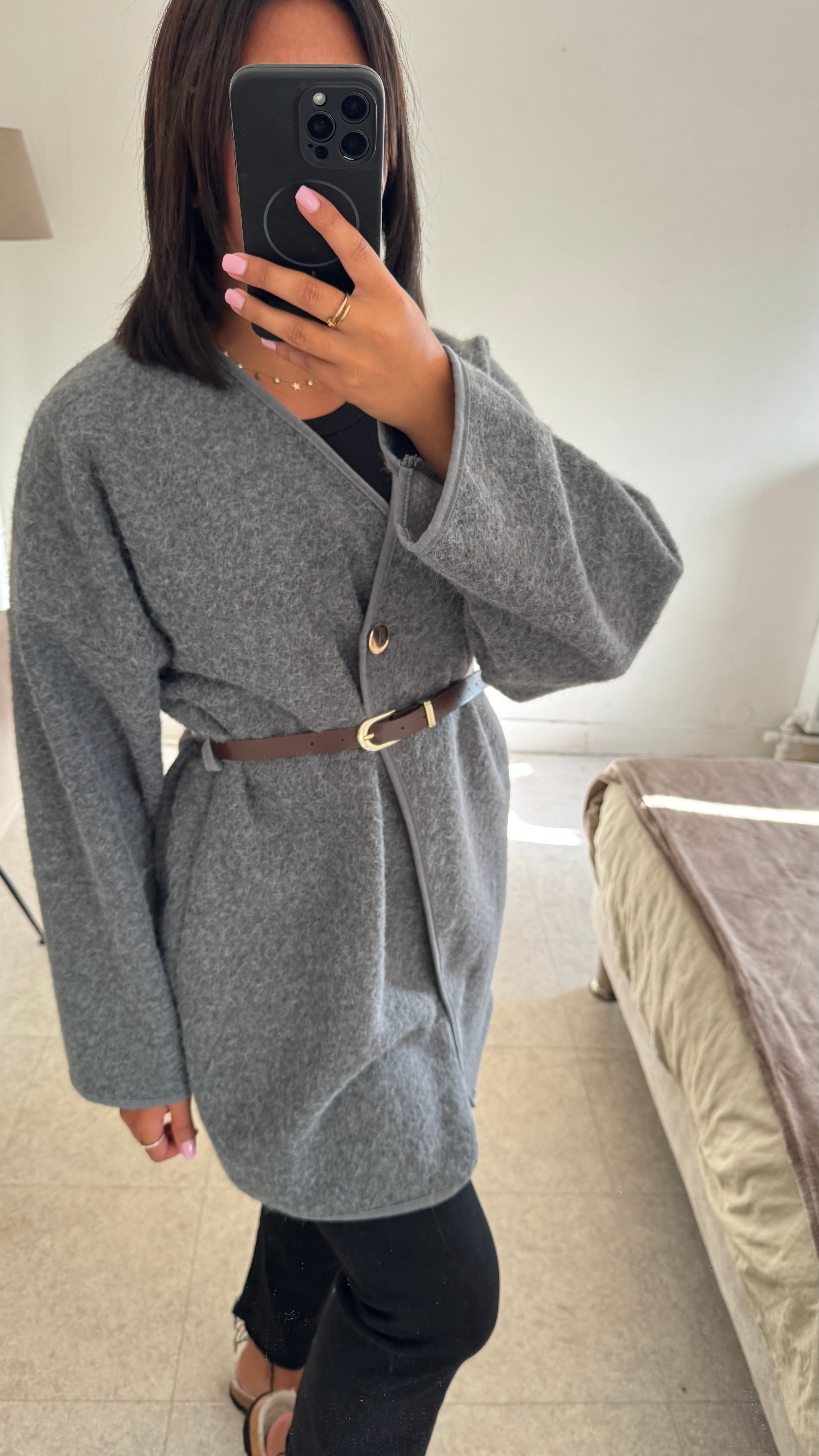 VESTE À CEINTURE GRISE