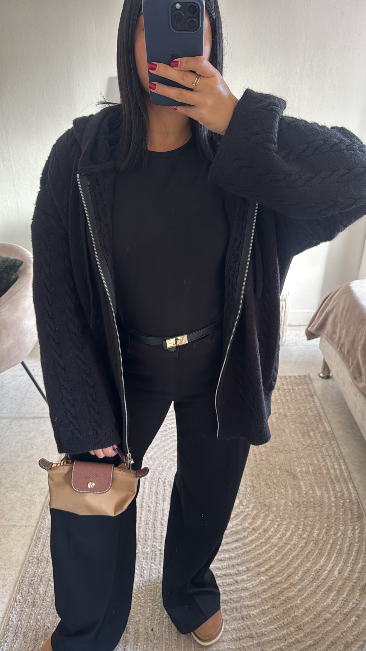 GILET TRICOT À CAPUCHE NOIR