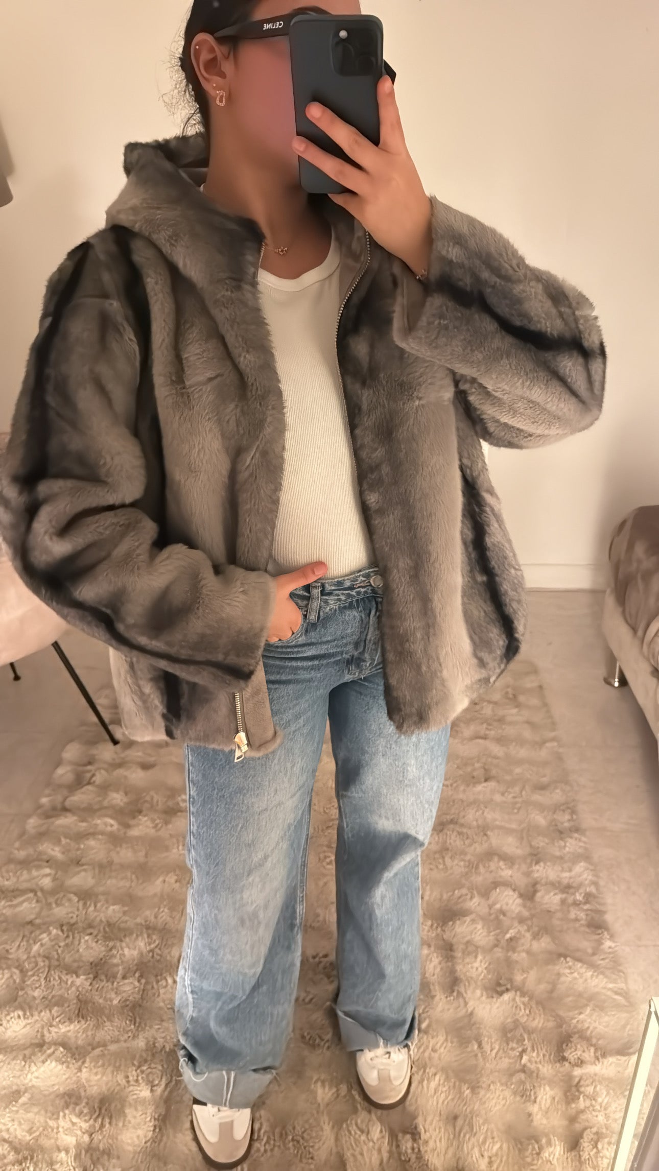 FOURRURE À CAPUCHE BI COLOR GRISE