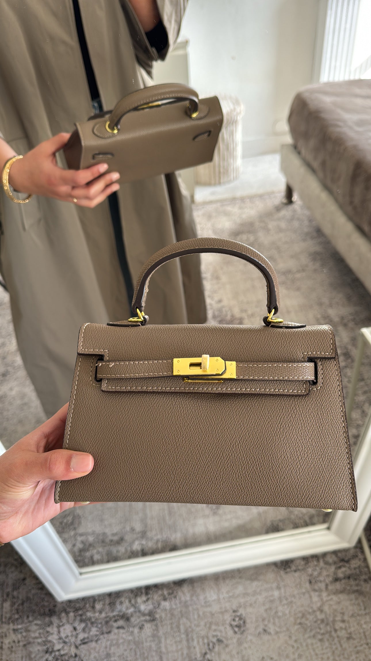 SAC KELLY 22 CM TAUPE