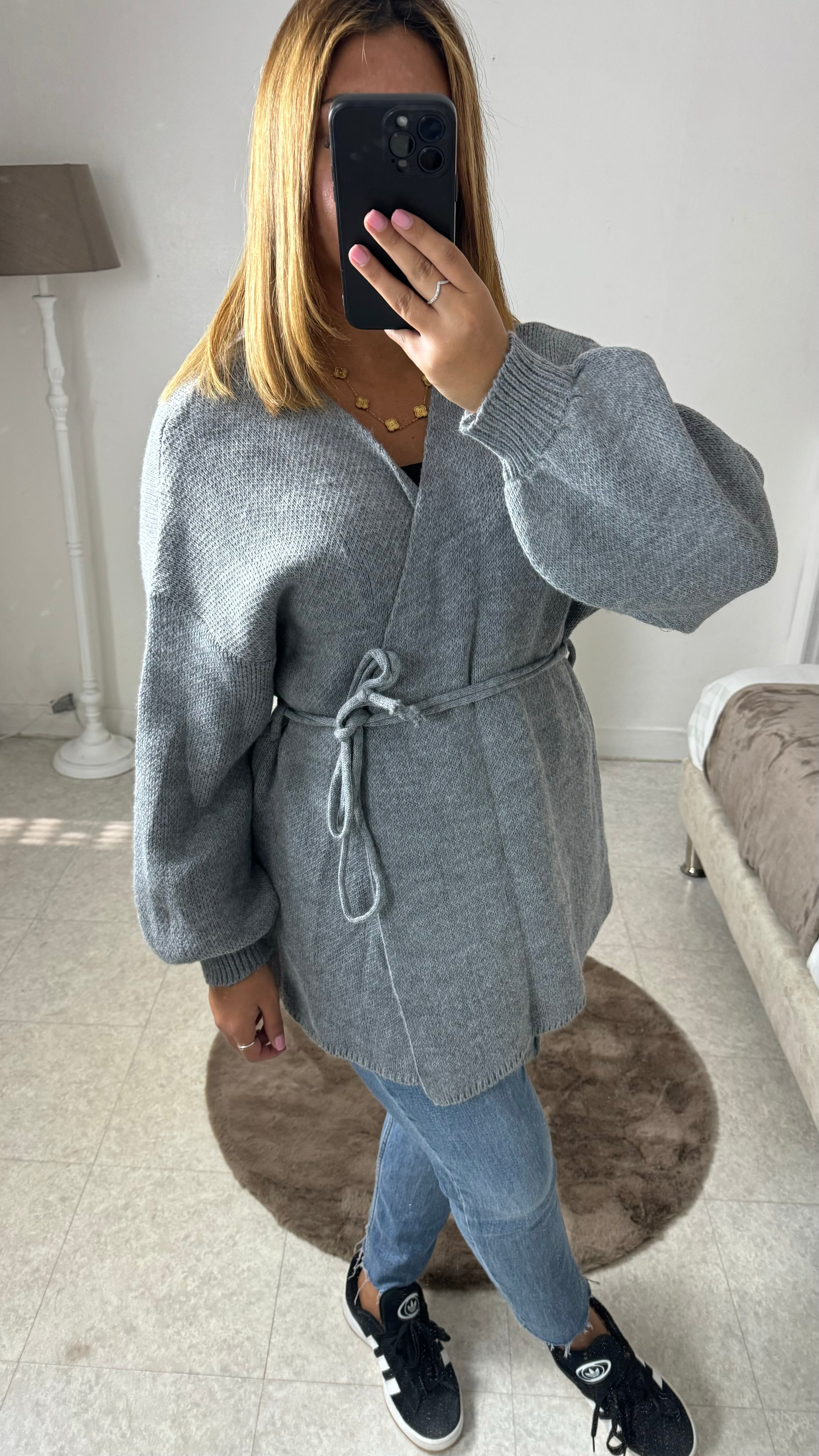 GILET À LACET EN LAINE GRIS