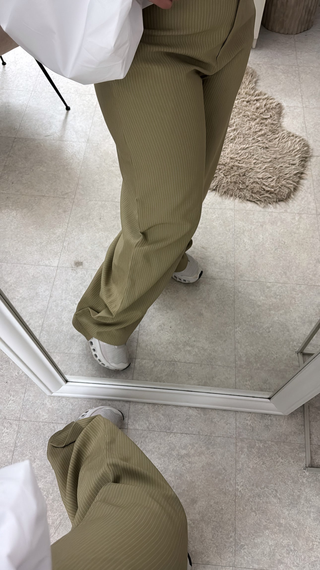 PANTALON BALLON STRUCTURÉ VERT